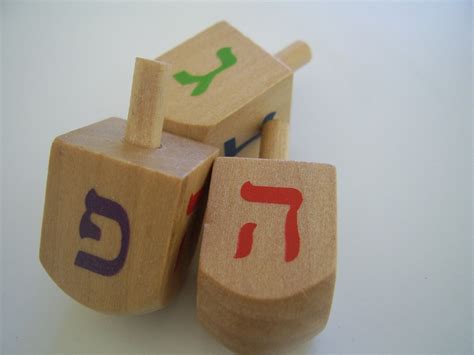 BLP Kosher for Beginners: A Step-by-Step Guide to Playing the Hanukkah Game